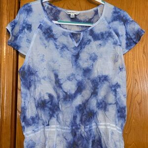 Blue tie dye look cute top XL
